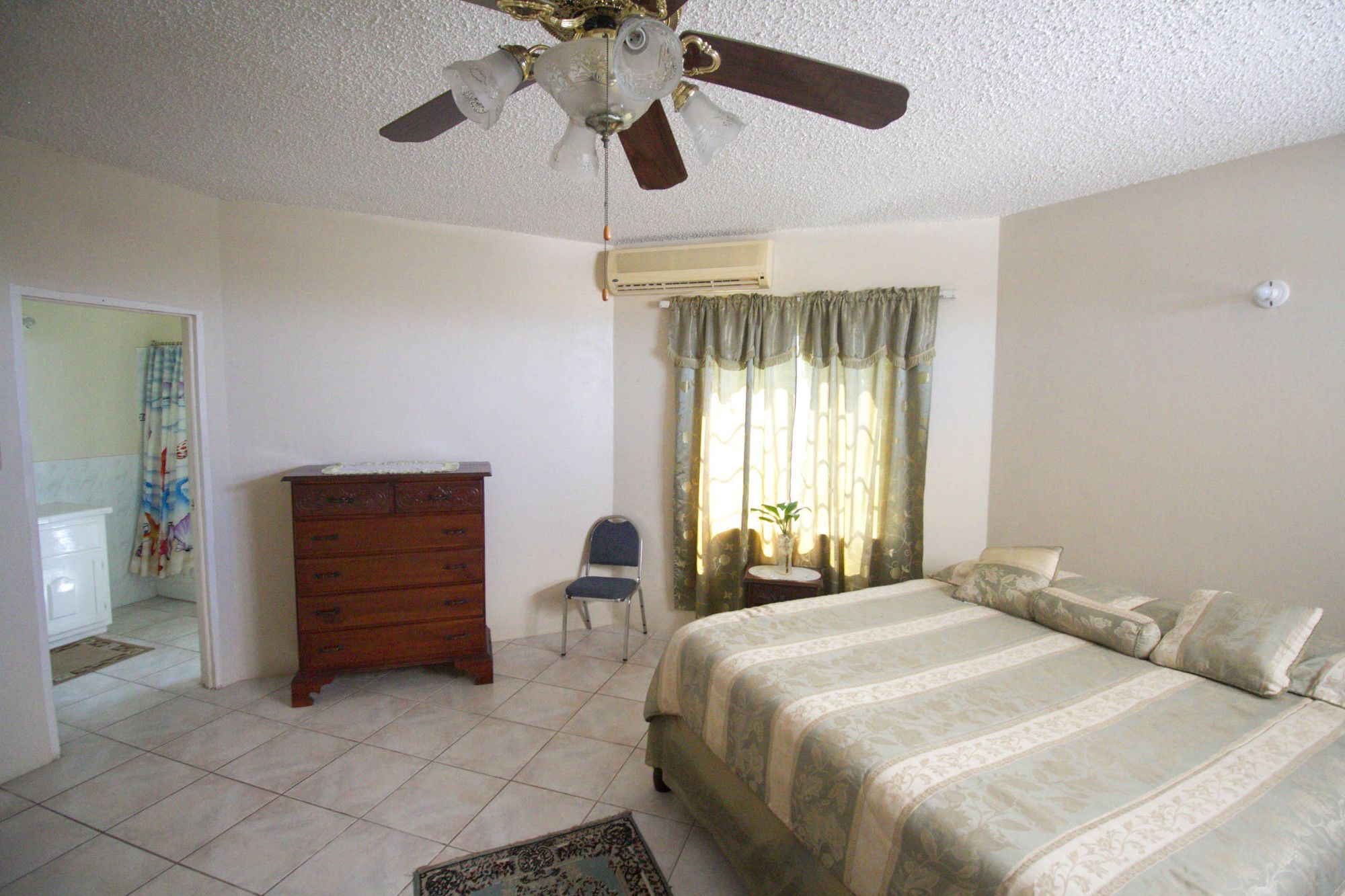 Seaview Chateau * Montego Bay