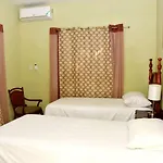 Lw Guesthouse