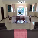 La Costa Villa