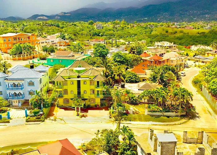 Yaad Hostel