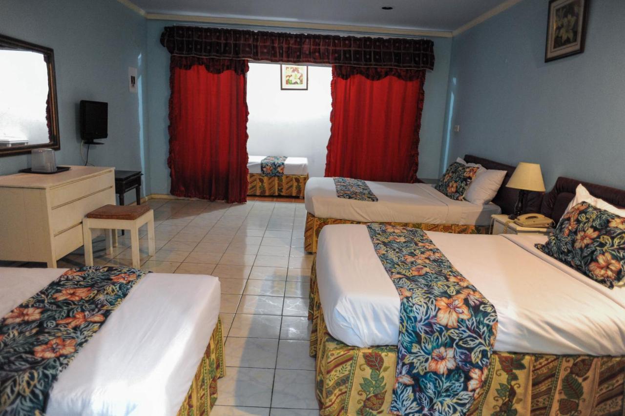 Glorianna Montego Bay