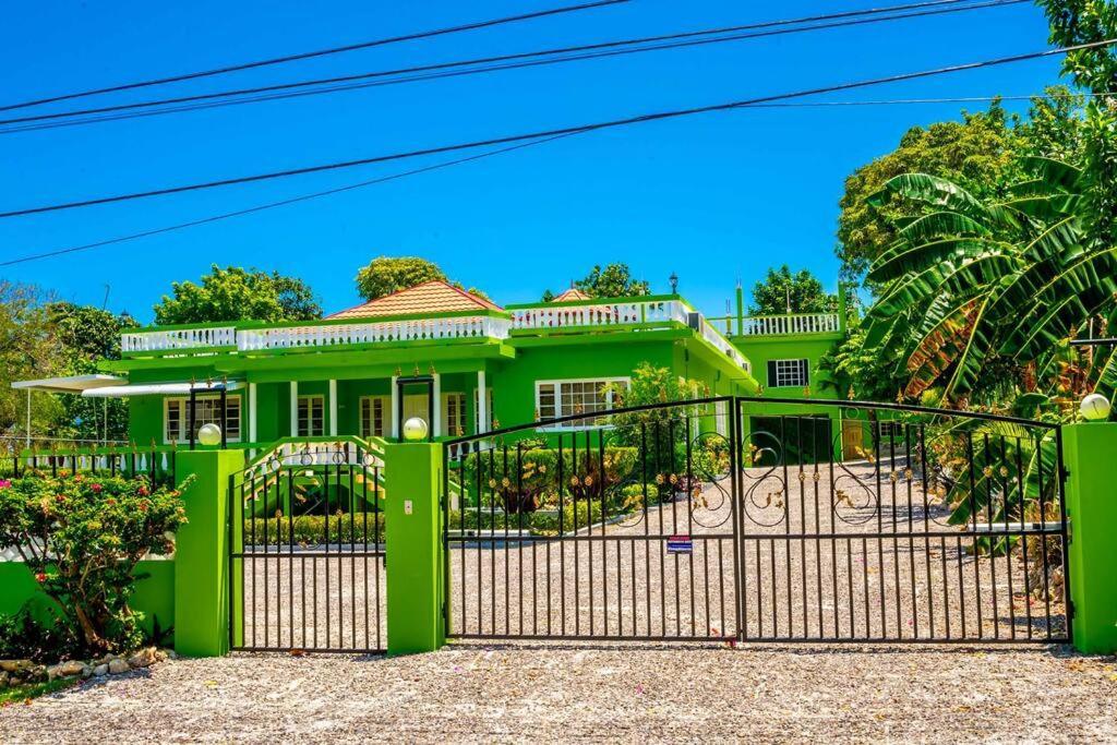 Villa On The Terrace *