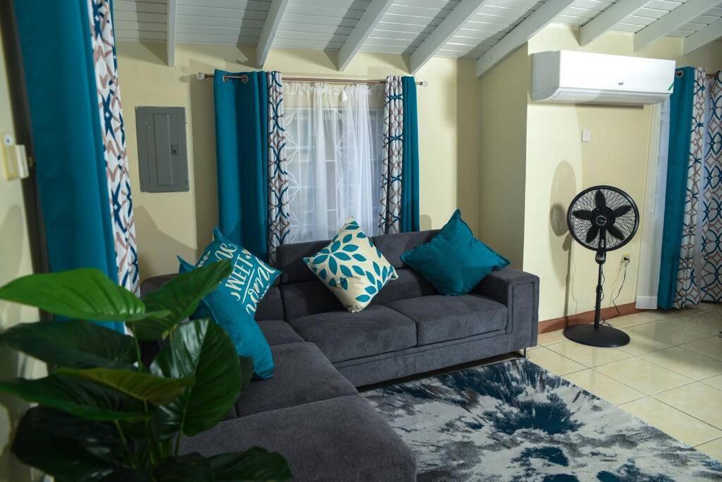Holiday home Homestay Montego West