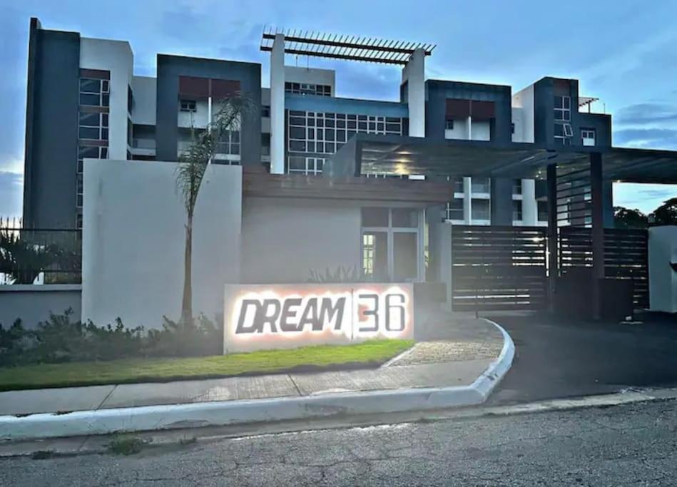 Dream 36 @