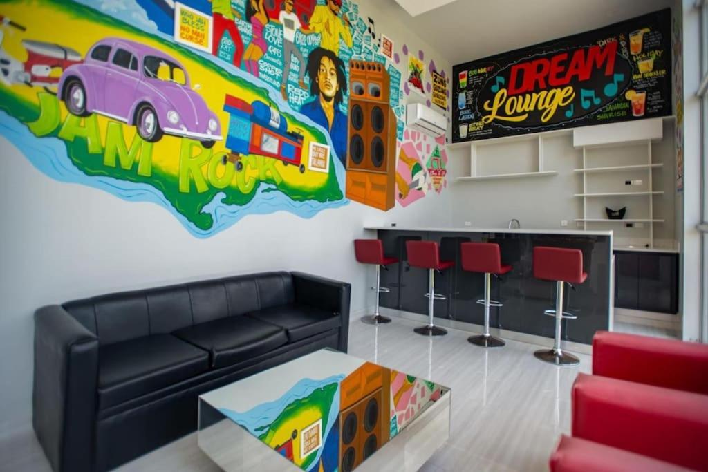 Apartment Dream 36 @