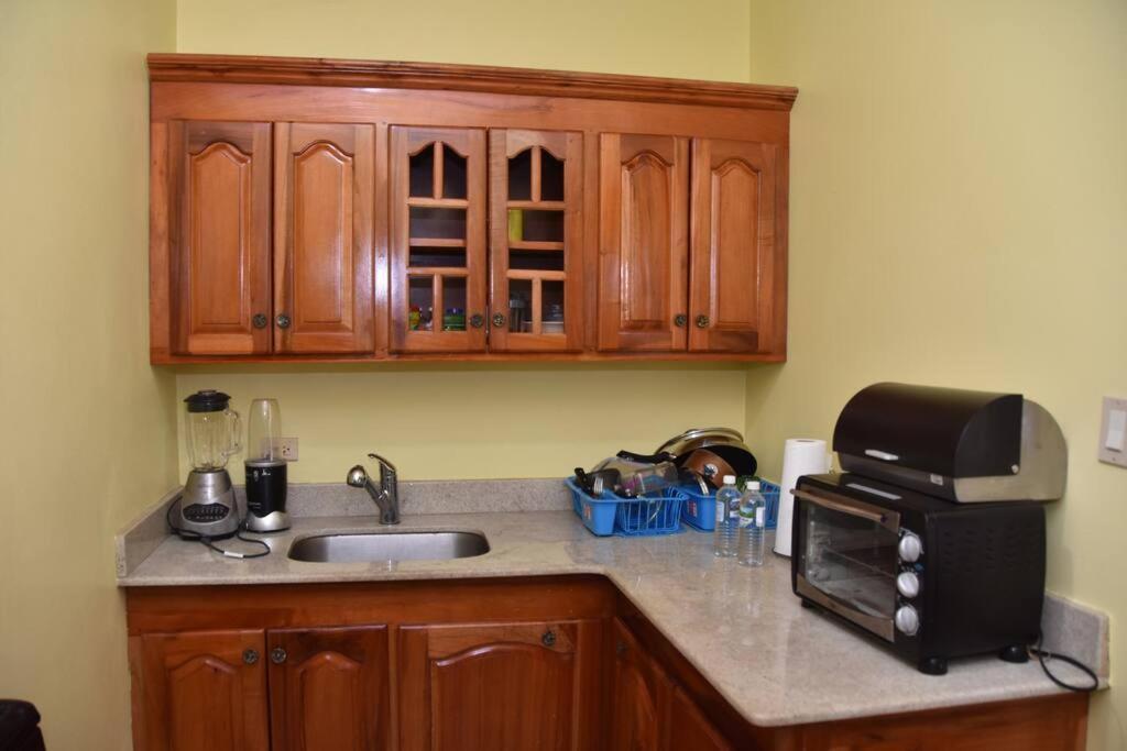 Lw Apartment Montego Bay