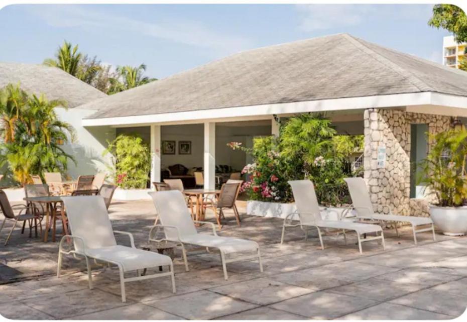 Apartment Beryls At Seawind On The Bay , , Jamaica Montego Bay