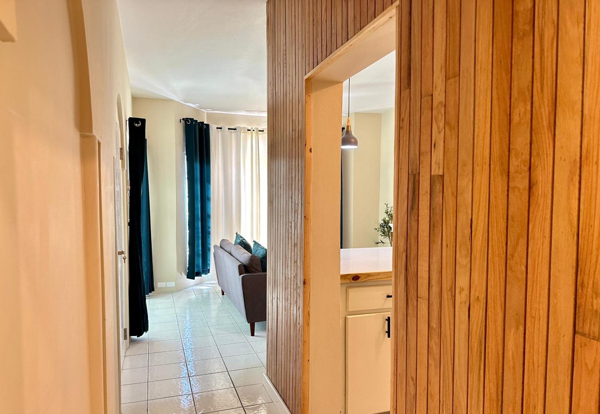 Apartment Falcon Oceanview 2br Condo-airport Transportation Available-24-7security *