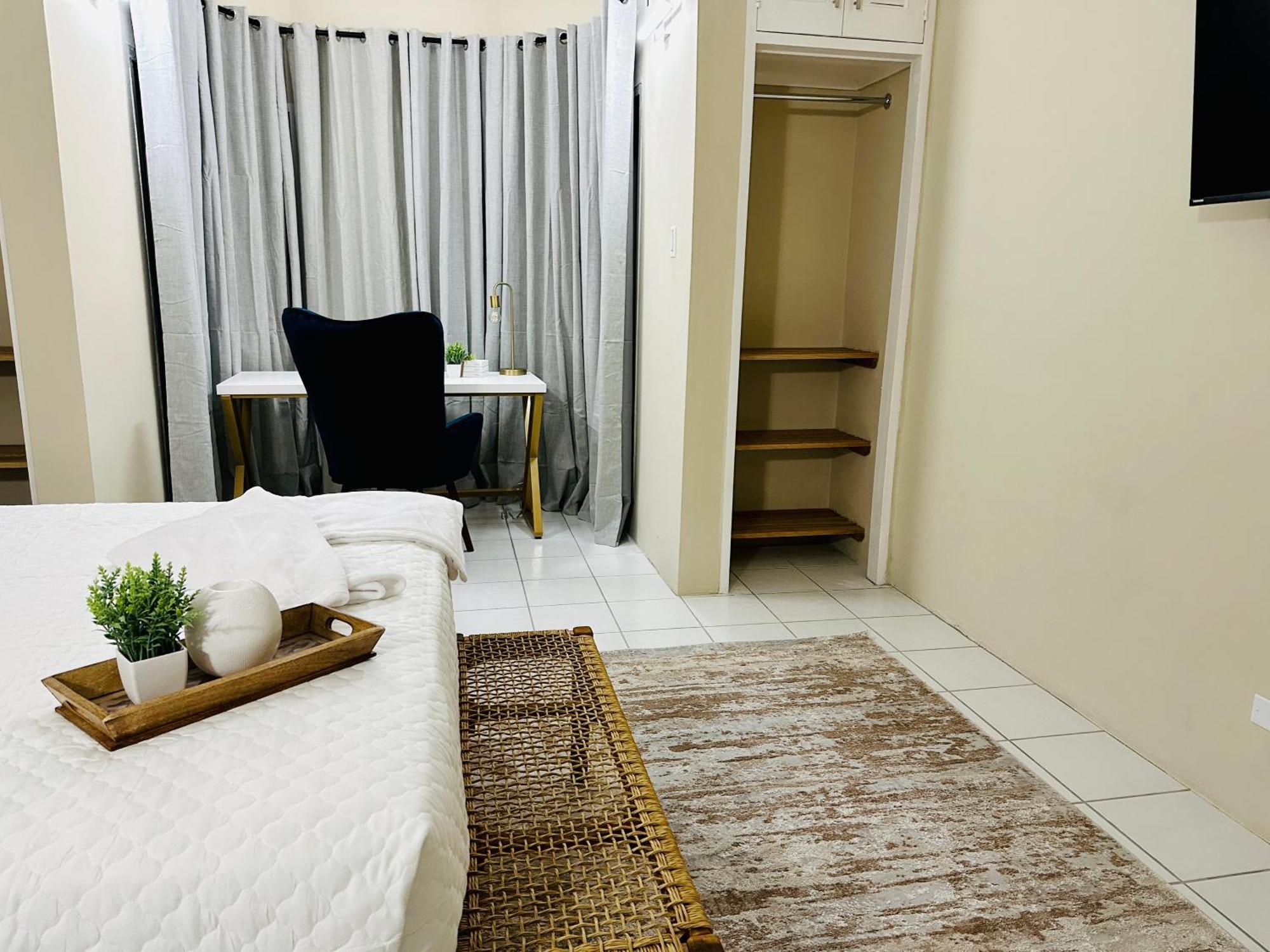 Apartment Falcon Oceanview 2br Condo-airport Transportation Available-24-7security *