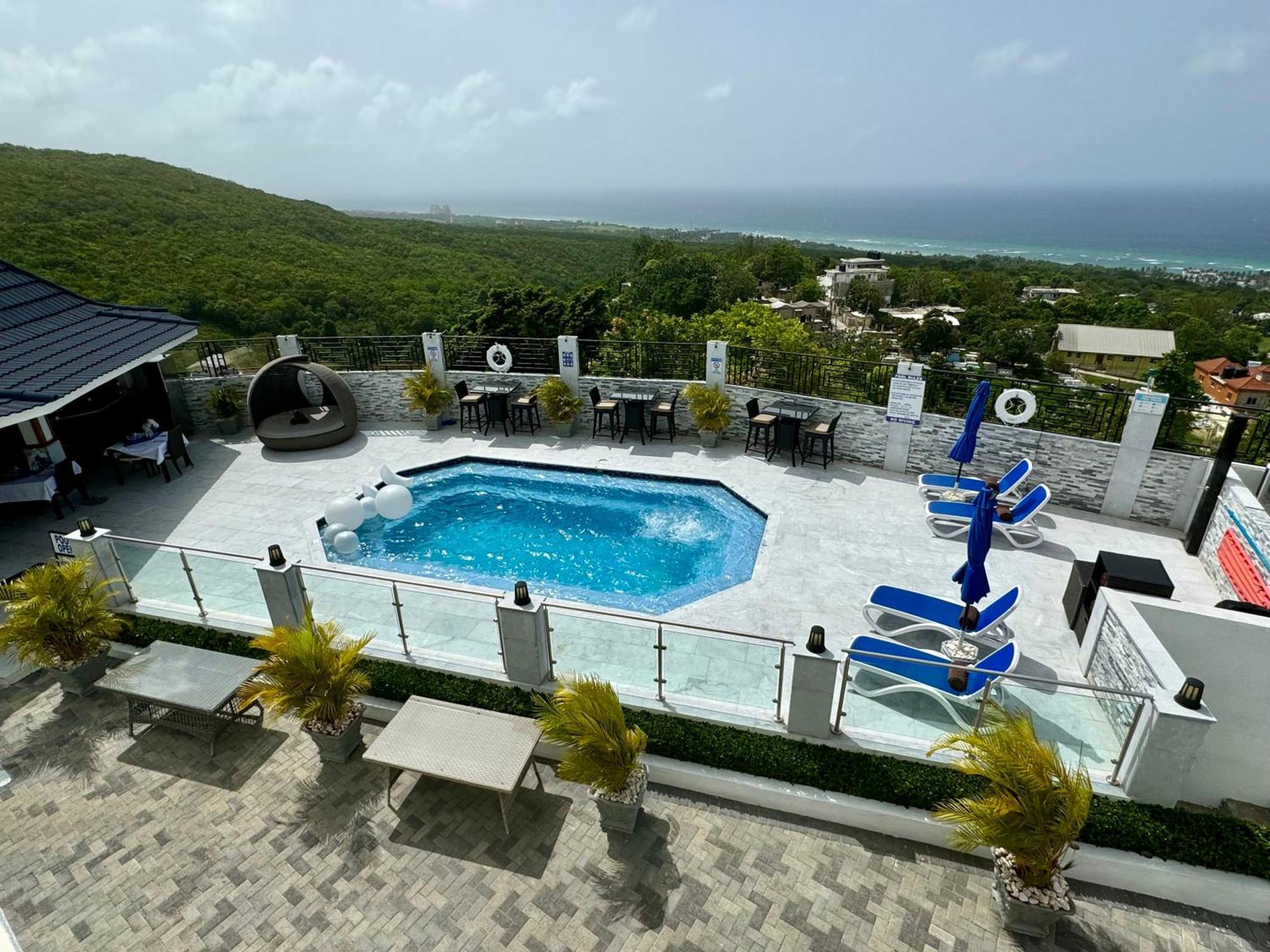 Pensão Hospitality Expert Bts 6 - Pool & Bar