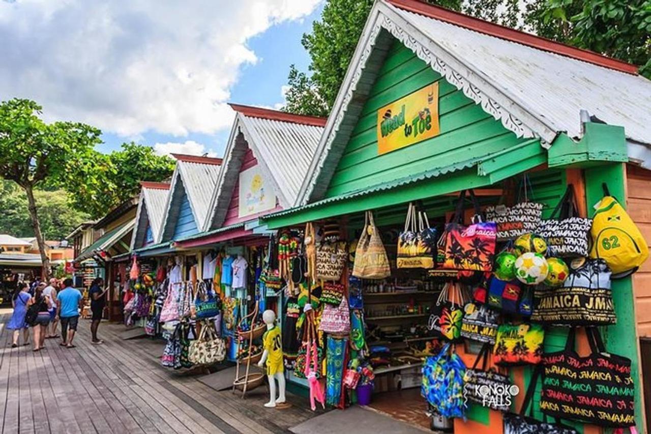 Bamboo Rafting & Hip Strip Shopping Sightseeing, *
