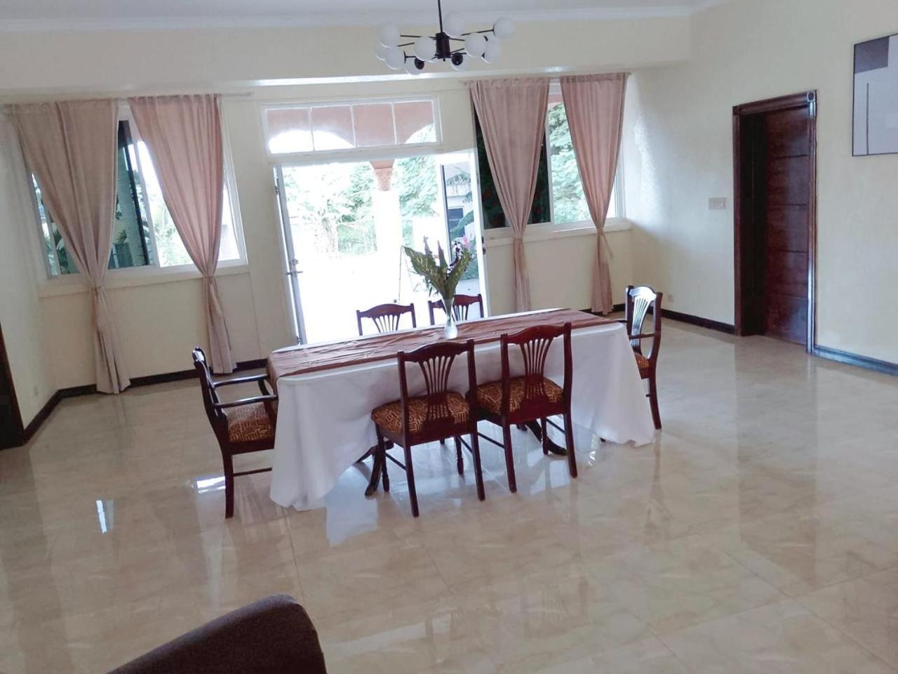 Villa La Costa