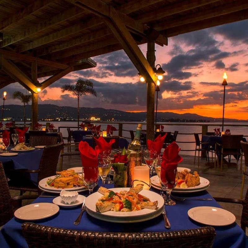 Rick's Cafe Campsite Montego Bay