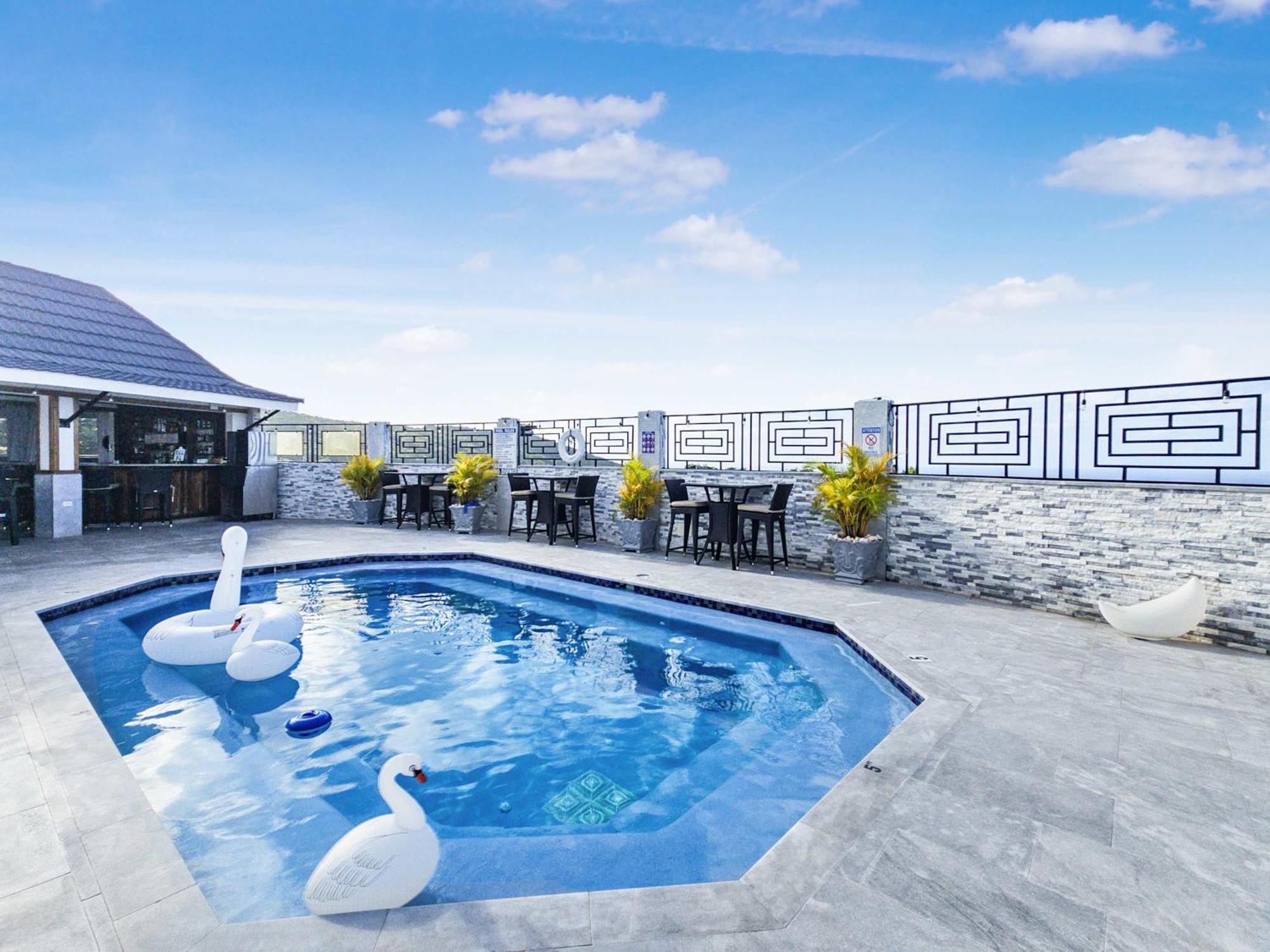 Pensão Hospitality Expert Bts 6 - Pool & Bar Montego Bay