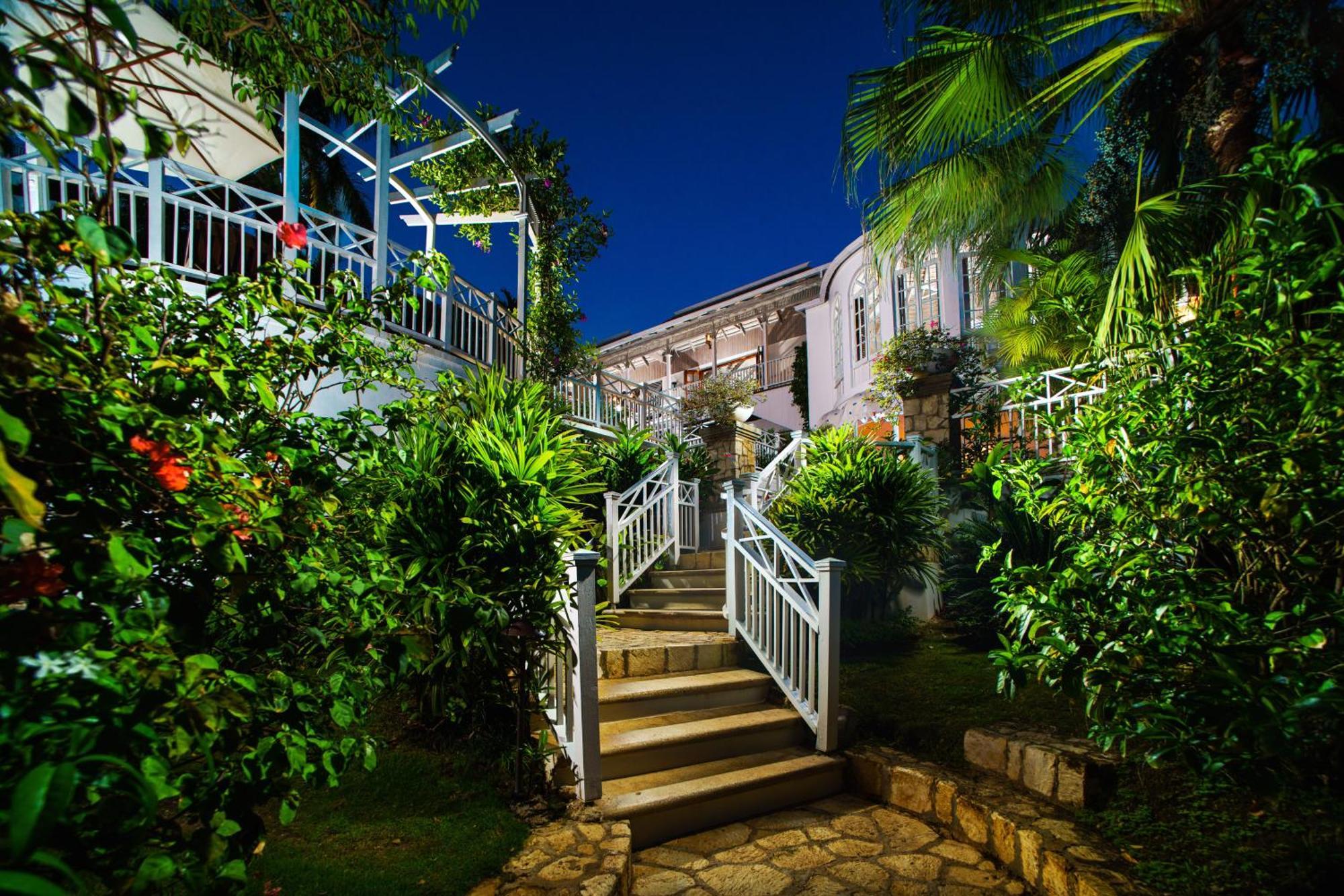 Round Hill & Montego Bay