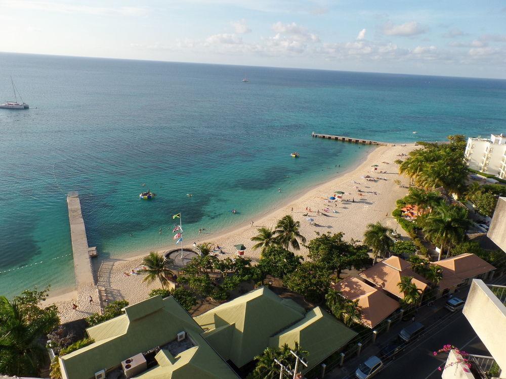 Hotel Starfish At Club Montego Bay