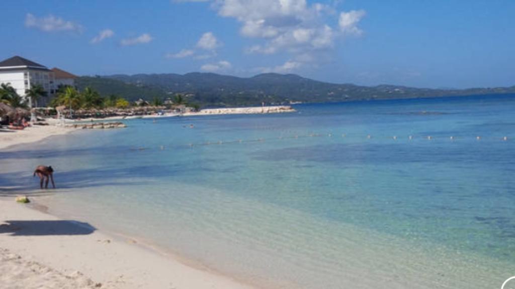 Beryls At Seawind On The Bay , , Jamaica Apartment *