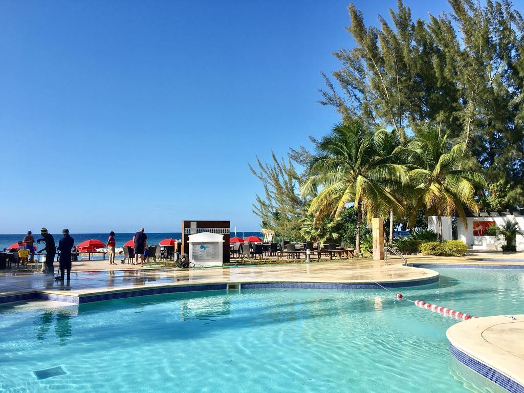 Apartment Beryls At Seawind On The Bay , , Jamaica