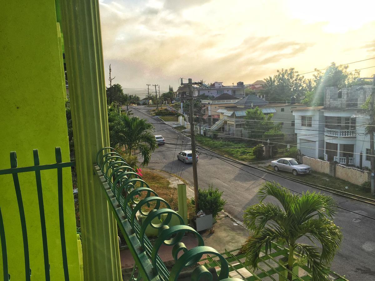Yaad * Montego Bay