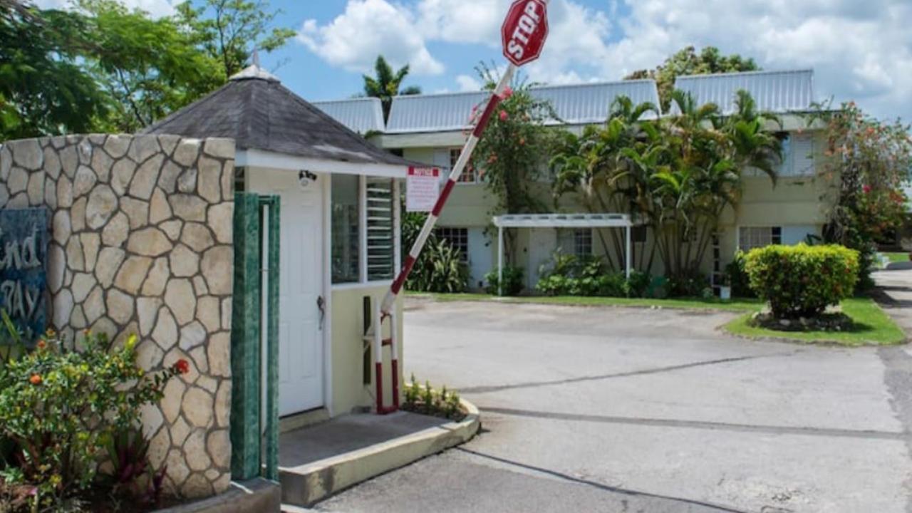 Beryls At Seawind On The Bay , , Jamaica * Montego Bay