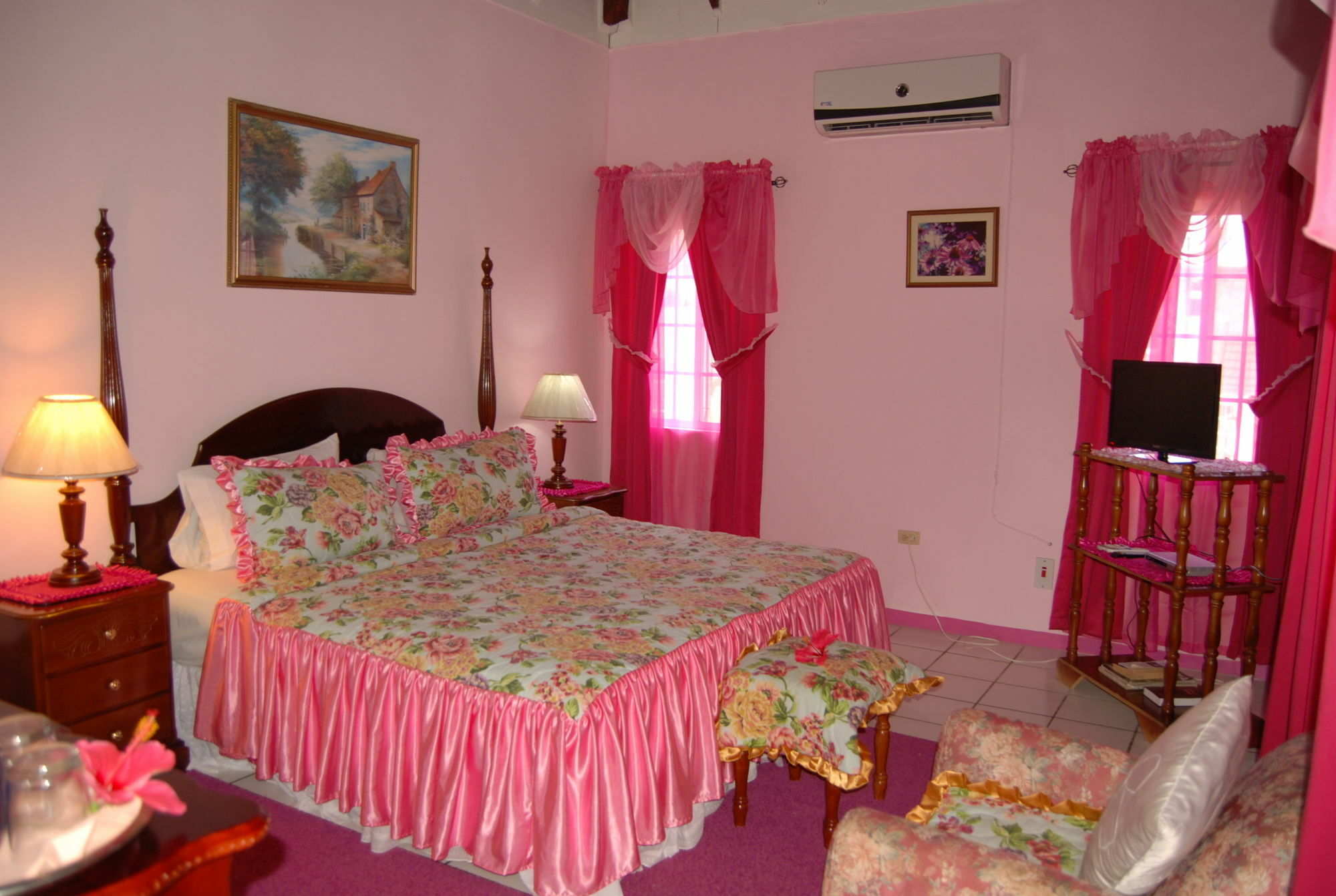 Pinkhibiscus Guest house