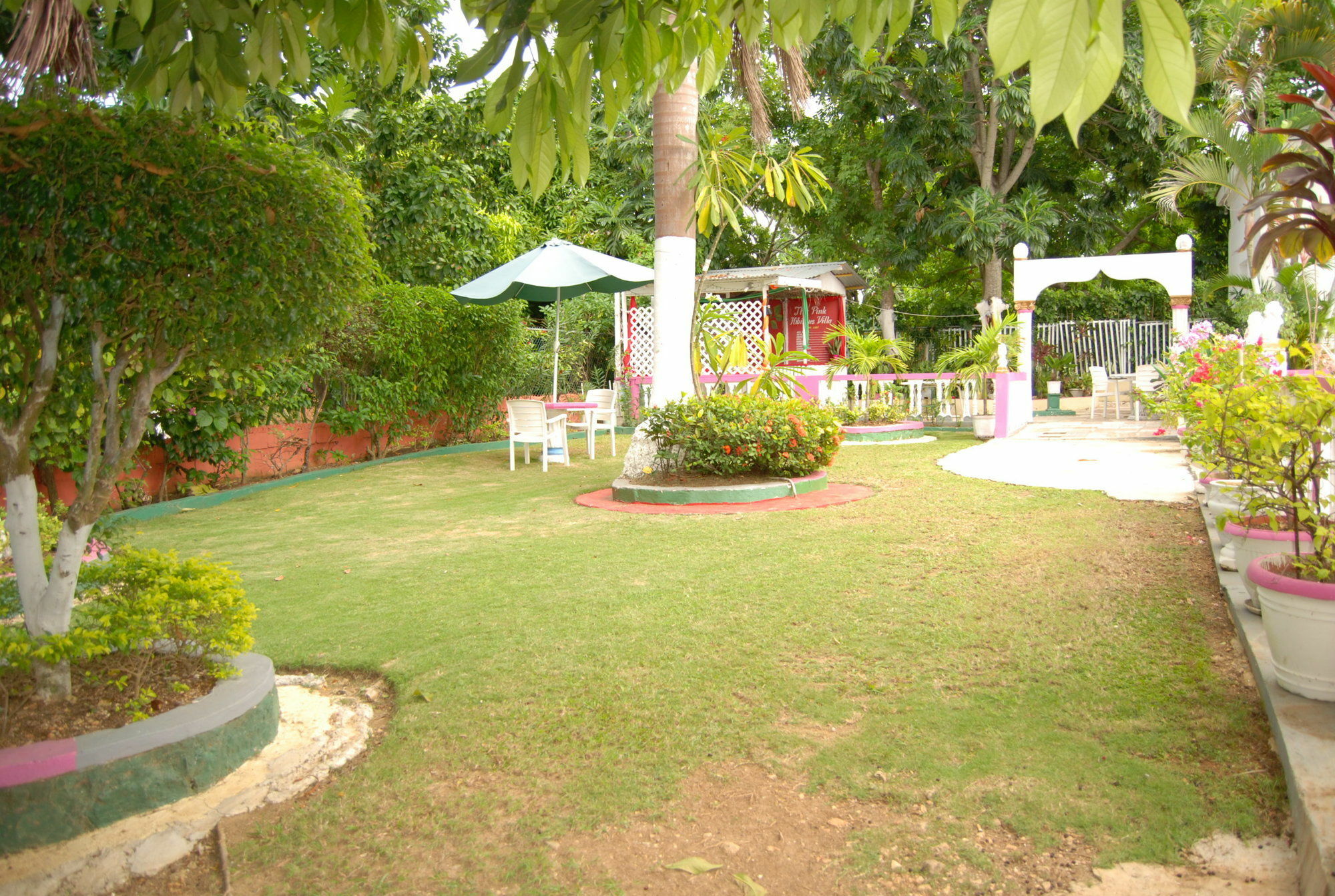 Pinkhibiscus Guest house