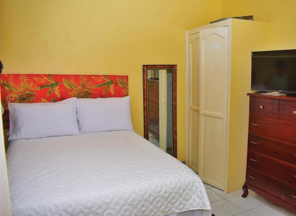 Unity One Bedroom Close To And Beaches With Wifi Apartment
