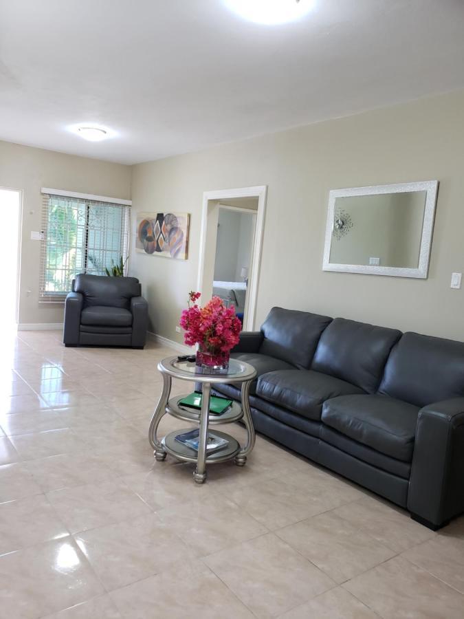 Coral Gardens Apartment